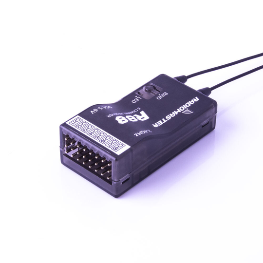 RadioMaster R88 2.4GHz 8CH Över 1KM PWM Nano Mottagarkompatibel FrSky D8 Support Retur RSSI för RC Drone